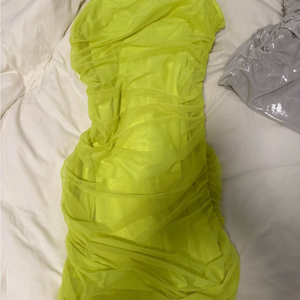 GOING OUT DRESSES - Picture 5 of 13